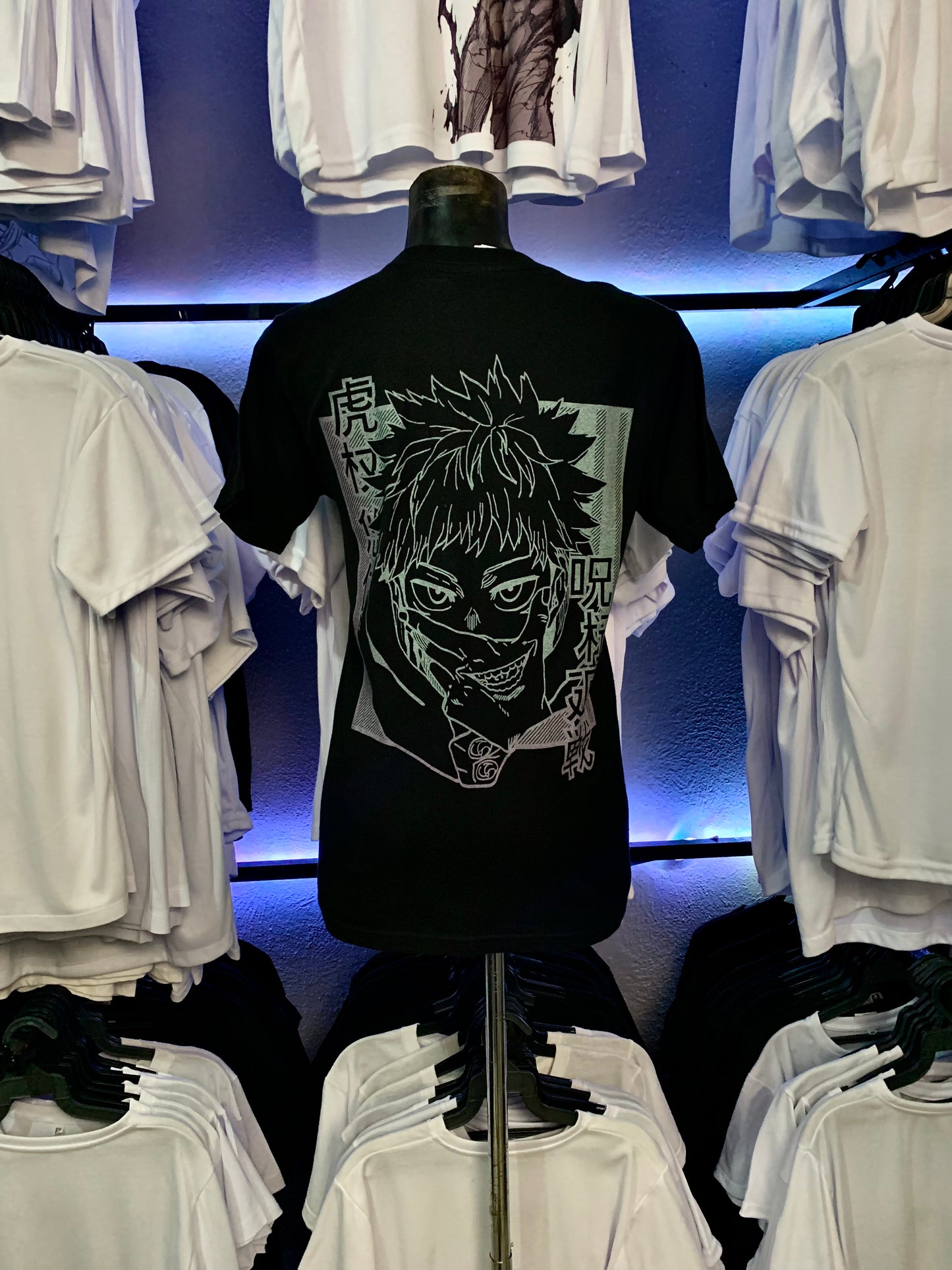 Playera Satoru Gojo Jujutsu kaisen