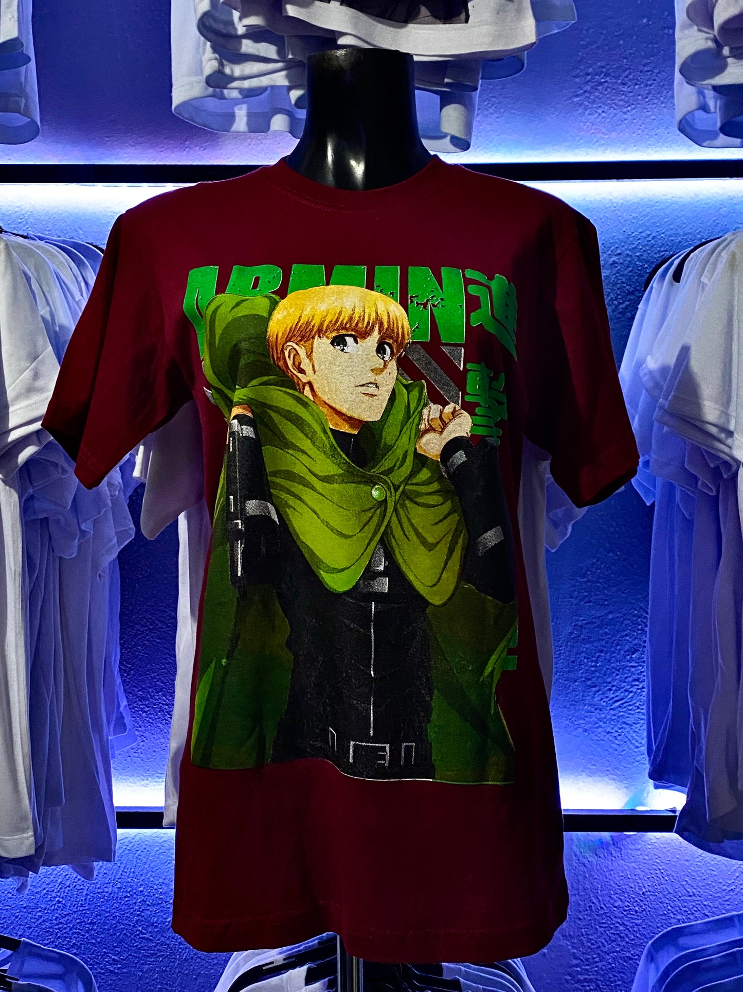 Playera Armin Shingeki no Kyojin
